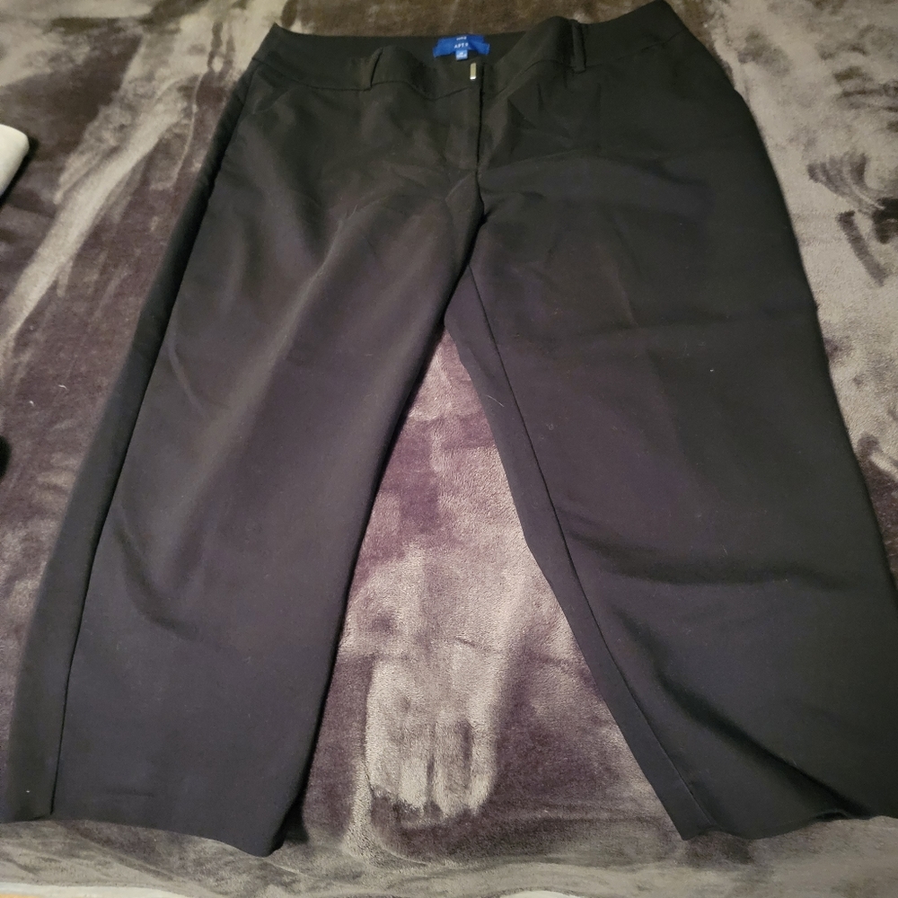 Black dress capri